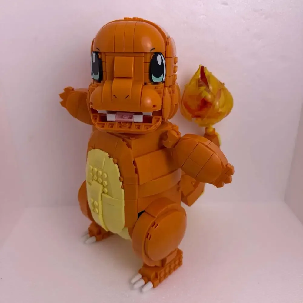Mega Construx Pokemon Jumbo Charmander Building Set (750 Pieces)